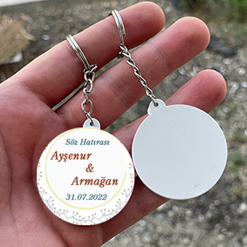 Sarı Çerçeve ile Çiçek Dalları Temalı Daire Plastik Anahtarlık