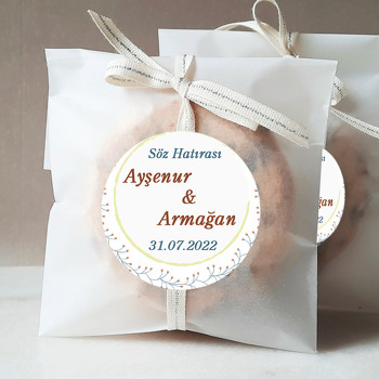 Sarı Çerçeve ile Çiçek Dalları Temalı Sticker