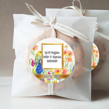 Sarı Kuşlar Ve Sümbül Temalı Doğum Günü Sticker