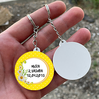 Sarı Papatya Temalı Daire Plastik Anahtarlık