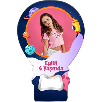 Sarı Uzay Gemisi ile Lacivert Uzay Temalı Balon Ahşap Magnet 