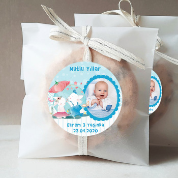 Şemsiyeli Tavşan Temalı Resimli Sticker