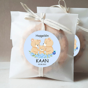 Sevimli Ayı Ailesi ile Mavi Güller Temalı Sticker