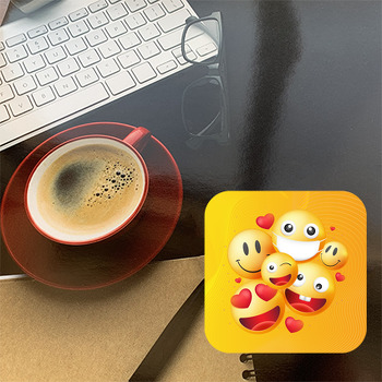 Sevimli Emojiler Temalı Bardak Altlığı