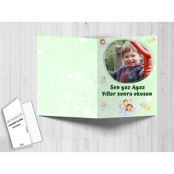 Sevimli Hayvanlar ile Soft Yeşil Fon Temalı Anı Kartı