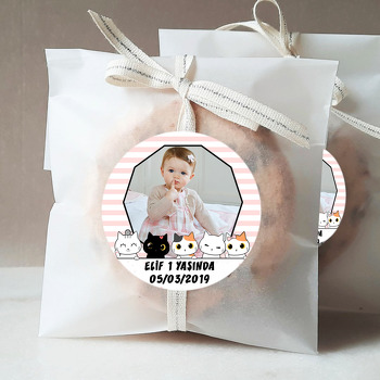 Sevimli Kediler Temalı Resimli Sticker