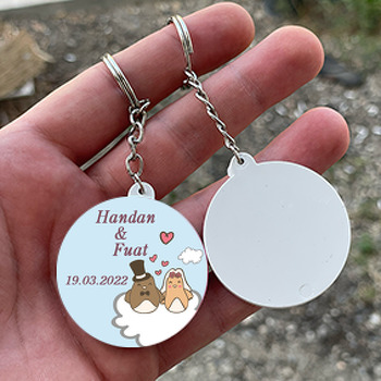 Sevimli Kumrular Bulutta Temalı Daire Plastik Anahtarlık