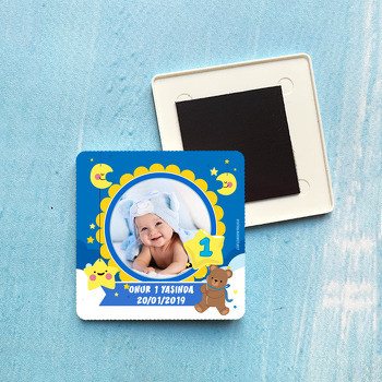 Sevimli Mavi Ayıcık Temalı 1 Yaş Doğum Günü Plastik Kare Magnet