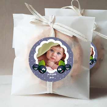 Sevimli Vişne 2 Temalı Resimli Sticker