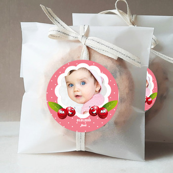 Sevimli Vişne Temalı Resimli Sticker