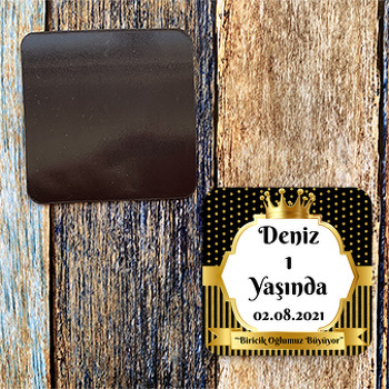 Simli Siyah Puantiye ile Gold Çerçeve Temalı Doğum Günü Magnet