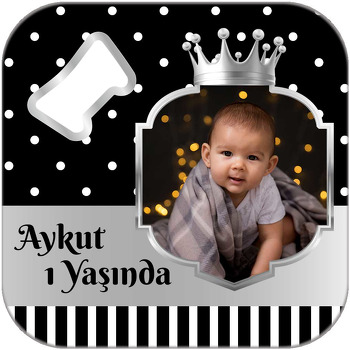 Siyah Beyaz Puantiye ile Gümüş Çerçeve Temalı Kare Magnet Açacak