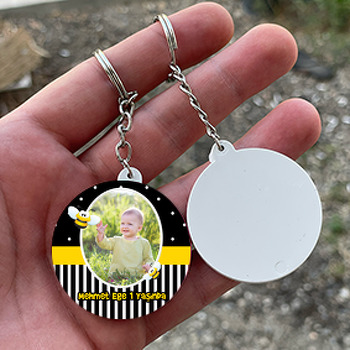 Siyah Dore ve Arı Temalı Resimli Daire Plastik Anahtarlık