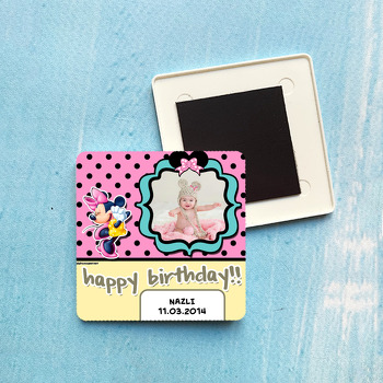 Siyah Puantiyeli Minnie Mouselu Plastik Kare Magnet