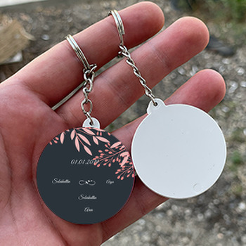 Siyaz Zeminli Pembe Yaprak Temalı Söz Nişan Nikah Daire Plastik Anahtarlık