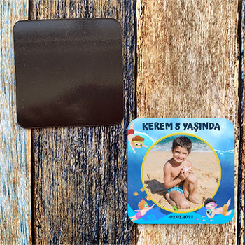 Su Altı ve Yüzücüler Temalı Doğum Günü Magnet