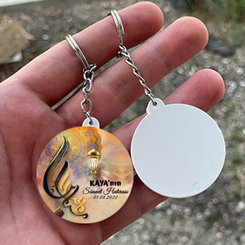 Sünnet ile Renkli Hat Temalı Daire Plastik Anahtarlık