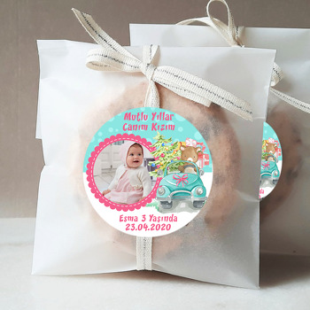 Süslü Arabalı Ayıcık Temalı Resimli Sticker