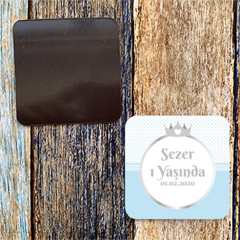 Taç ve Mavi Puantiyeli Prens Temalı Kare Hediye Magnet