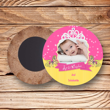Taçlı Prenses Temalı Ahşap Daire Magnet 01