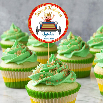 Taçlı ve Arabalı Sünnet Çocuğu ile Kırmızı Çerçeve Temalı Parti Kürdan Süs