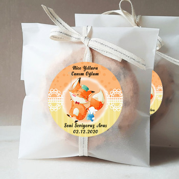 Tilki Ve Tavşan Temalı Sticker