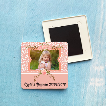 Turuncu Çiçek Temalı Kare Plastik Kare Magnet