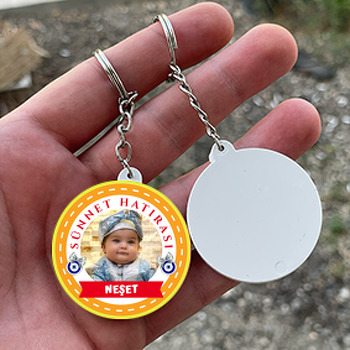 Turuncu Sünnet Hatırası ile Nazar Boncuğu Temalı Daire Plastik Anahtarlık