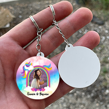 Unicorn ile Gökkuşağı Çerçeve Temalı Daire Plastik Anahtarlık