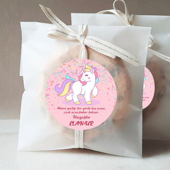 Unicorn ve Konfeti Pembe Fon Temalı Sticker