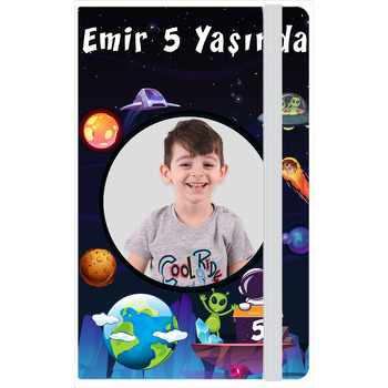 Uzayda Uzaylı ve Astronot Temalı Doğum Günü Anı Defteri