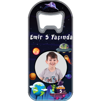 Uzayda Uzaylı ve Astronot Temalı Uzun Resimli Magnet Açacak