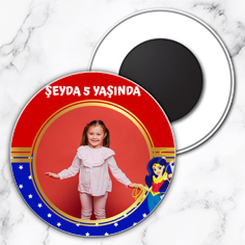 Wonder Woman Temalı Daire Plastik Magnet