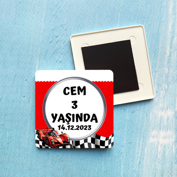 Yarış Arabası Temalı Plastik Kare Hediyelik Magnet