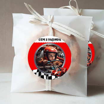 Yarış Arabası Temalı Resimli Sticker
