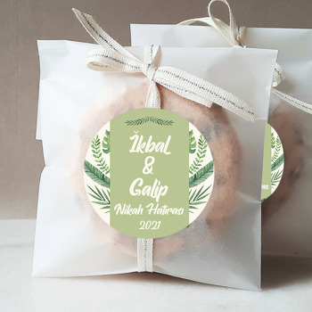 Yeşil Border ile Ağaç Dalları Temalı Sticker