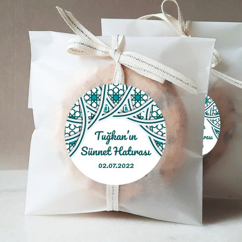 Yeşil Kündekari Desen ile Sünnet Temalı Sticker